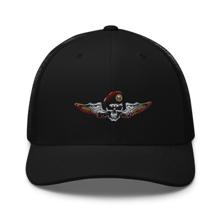 Paracaidistas 1944994 Retro Trucker Hat | Yupoong 6606