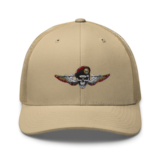 Paracaidistas 1944994 Retro Trucker Hat | Yupoong 6606